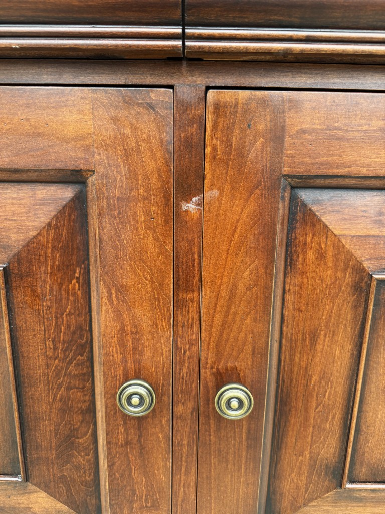 Ethan Allen British Classics Collection Saxton Sideboard with Optional Wooden Gallery Ethan Allen British Classics Collection Saxton Sideboard with Optional Wooden Gallery