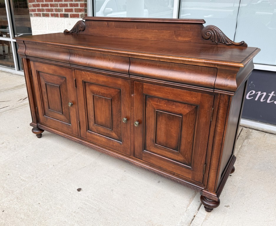 Ethan Allen British Classics Collection Saxton Sideboard with Optional Wooden Gallery Ethan Allen British Classics Collection Saxton Sideboard with Optional Wooden Gallery