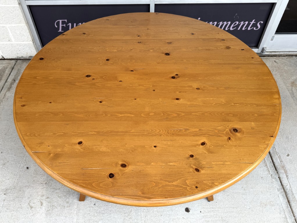 7 Piece Solid Pine Farmhouse Style Round Dining Set 7 Piece Solid Pine Farmhouse Style Round Dining Set
