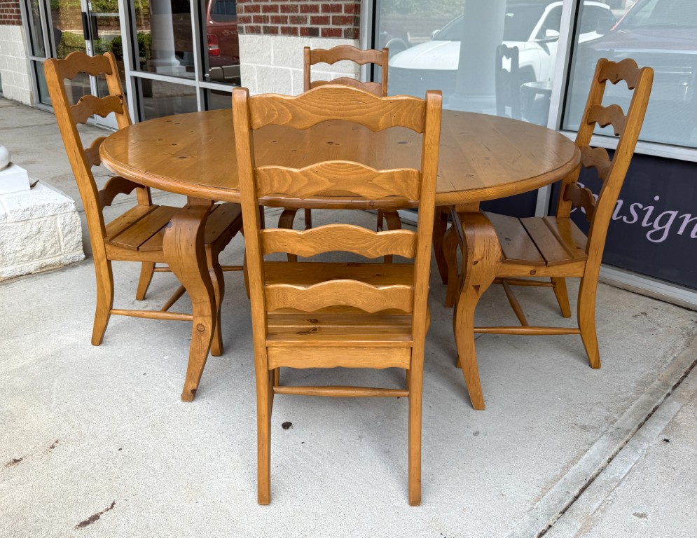 7 Piece Solid Pine Farmhouse Style Round Dining Set 7 Piece Solid Pine Farmhouse Style Round Dining Set
