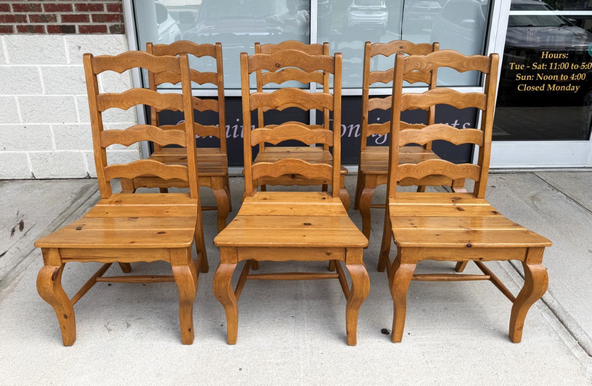 7 Piece Solid Pine Farmhouse Style Round Dining Set 7 Piece Solid Pine Farmhouse Style Round Dining Set