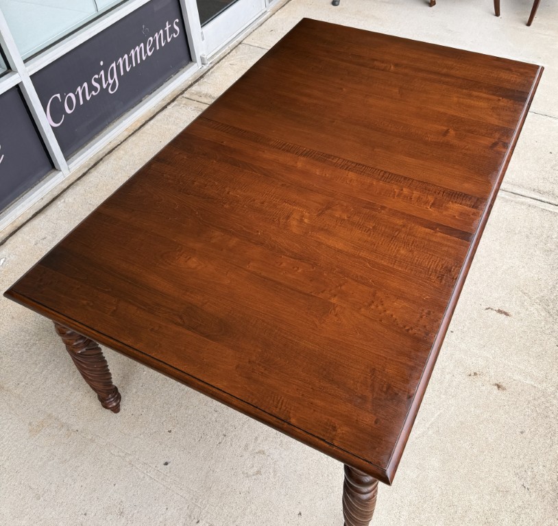 9 Piece Ethan Allen British Classics Collection Dining Set with 2 Leaves 9 Piece Ethan Allen British Classics Collection Dining Set with 2 Leaves