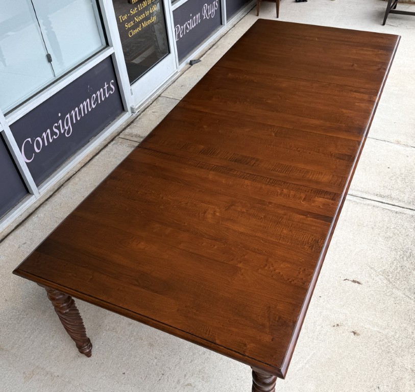 9 Piece Ethan Allen British Classics Collection Dining Set with 2 Leaves 9 Piece Ethan Allen British Classics Collection Dining Set with 2 Leaves