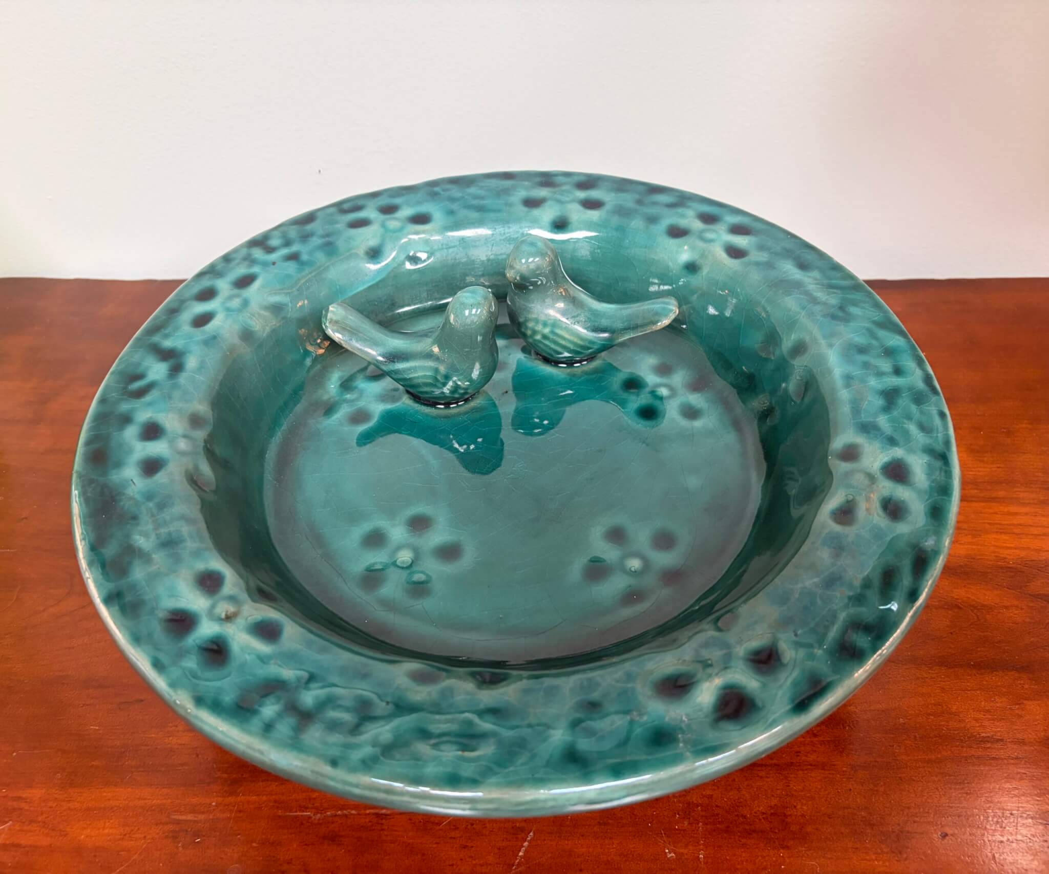 Vintage Teal Green Tabletop Bird Bath with Two Birds Vintage Teal Green Tabletop Bird Bath with Two Birds