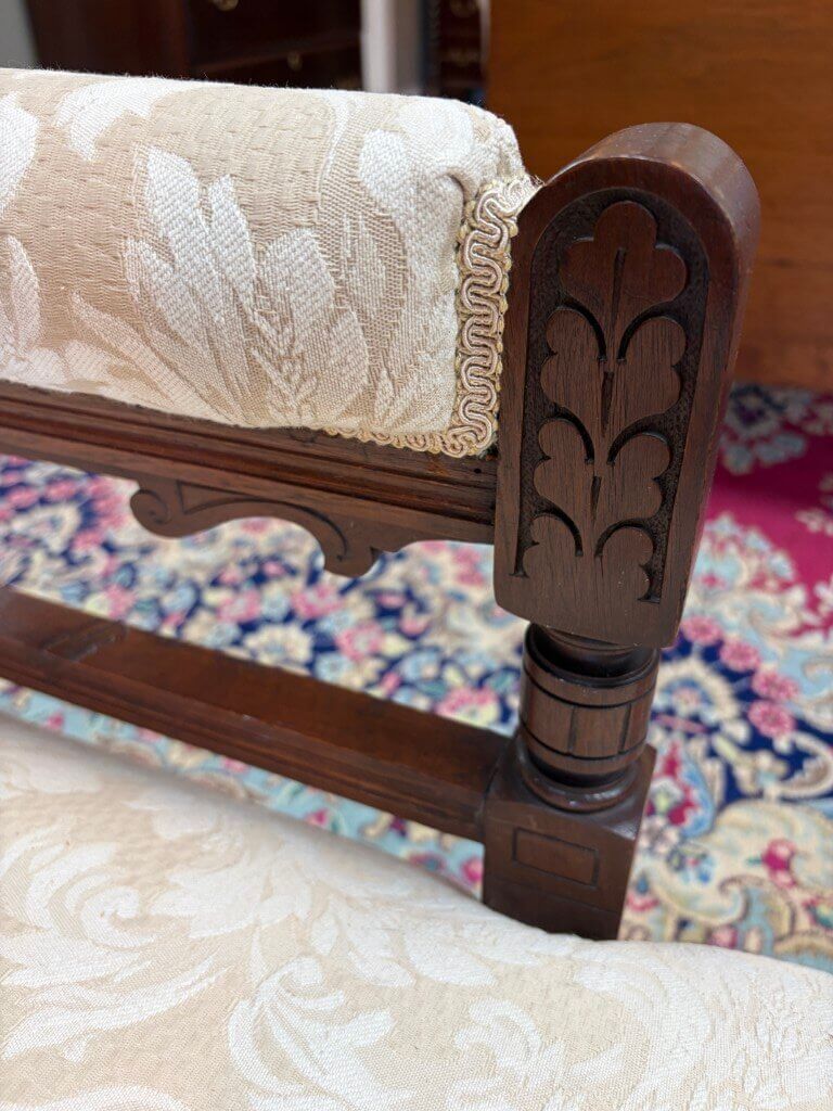 Antique Carved Walnut Eastlake Style Recamier Antique Carved Walnut Eastlake Style Recamier