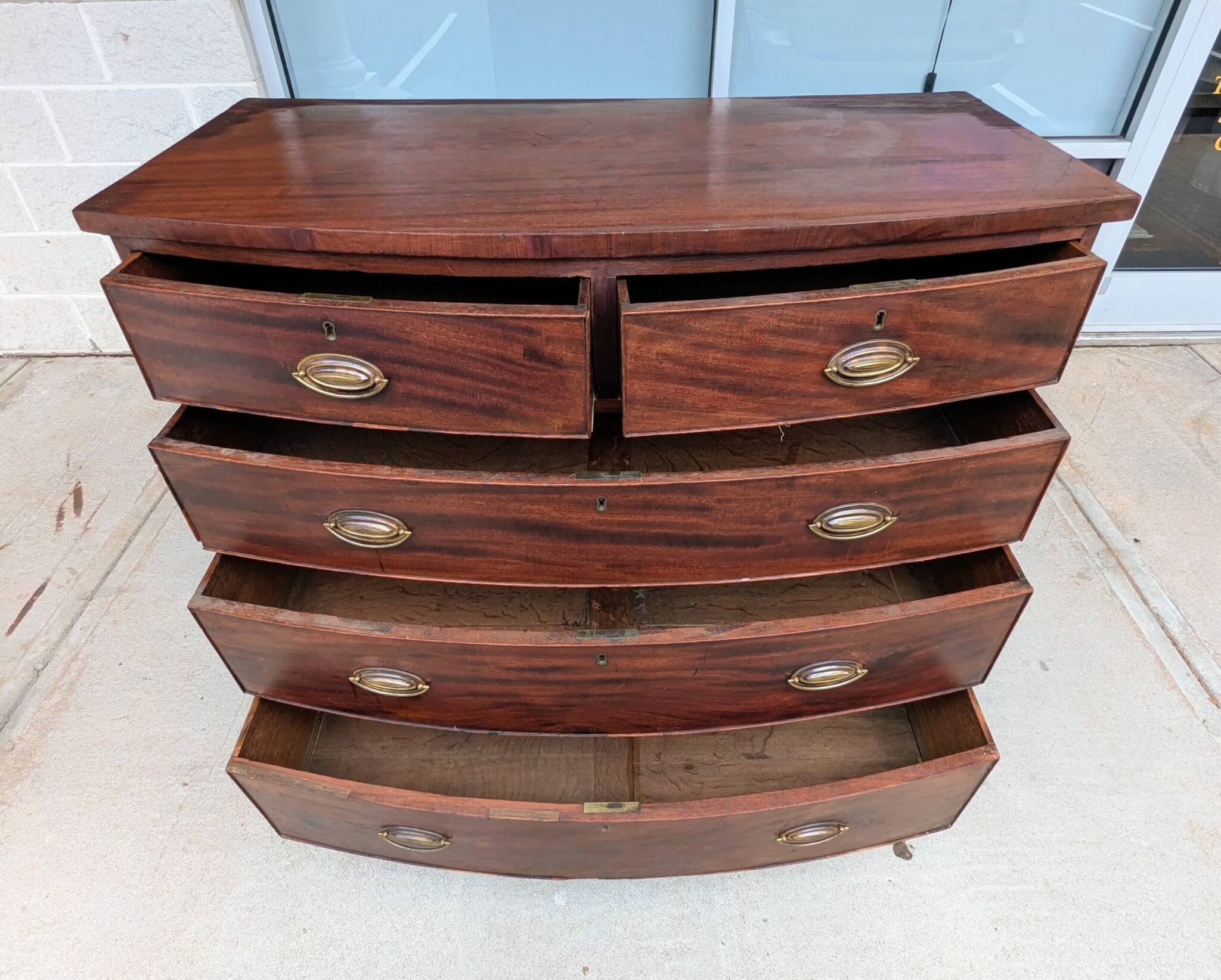 18th Century English Hepplewhite Chest Of Drawers 18th Century English Hepplewhite Chest Of Drawers