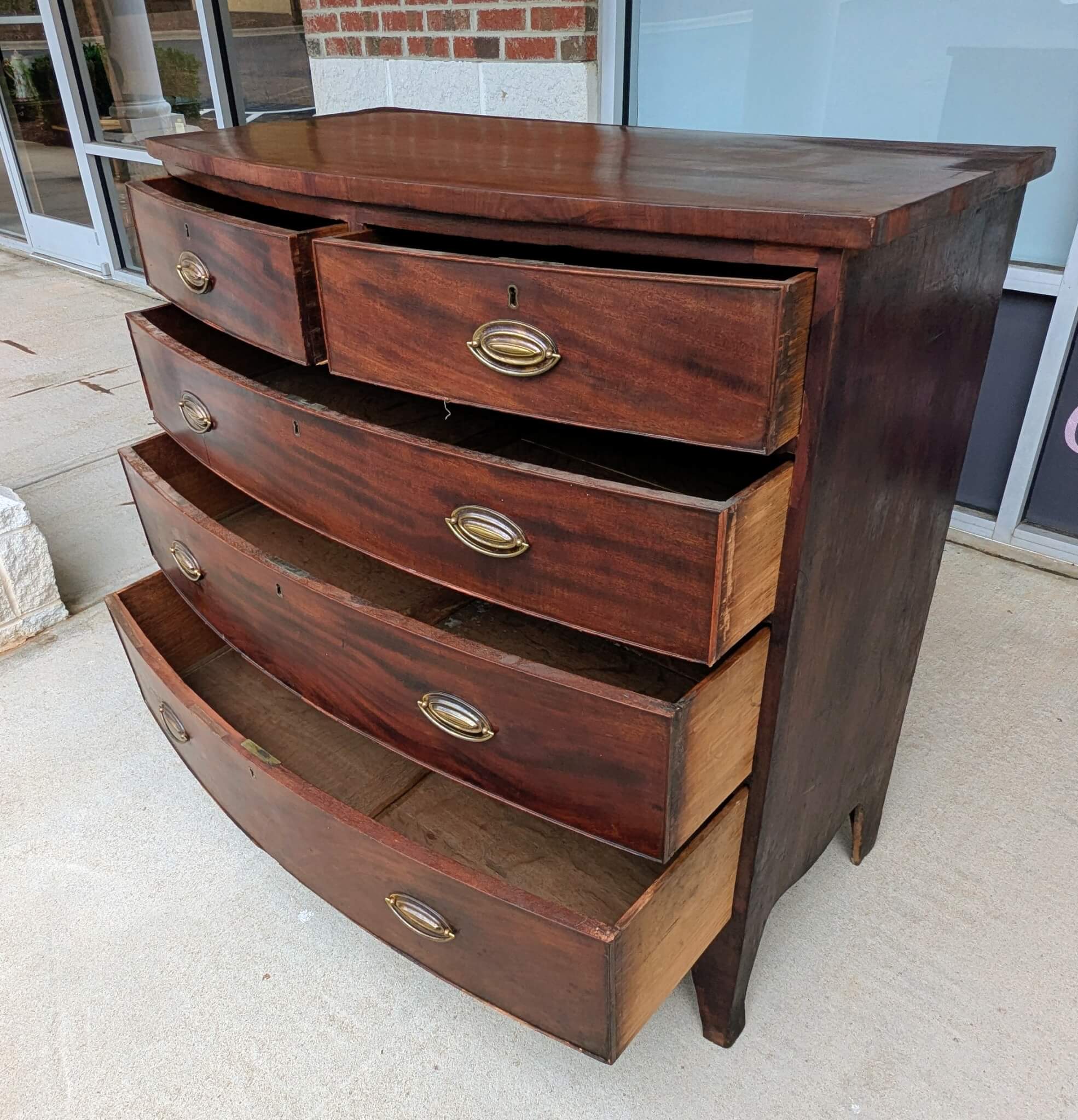 18th Century English Hepplewhite Chest Of Drawers 18th Century English Hepplewhite Chest Of Drawers