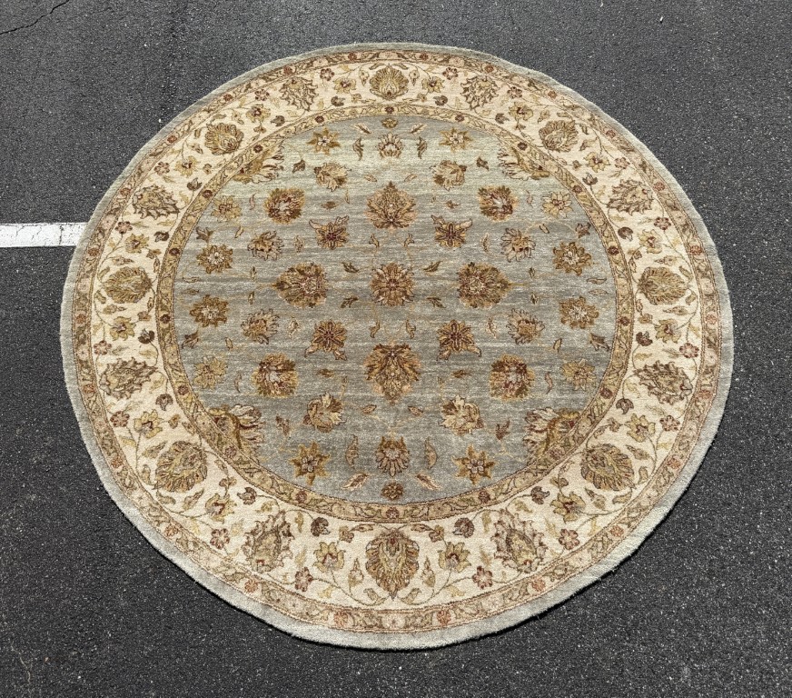 8ft Round Ziegler Sultanabad-Style Hand-Knotted Area Rug 8ft Round Ziegler Sultanabad-Style Hand-Knotted Area Rug