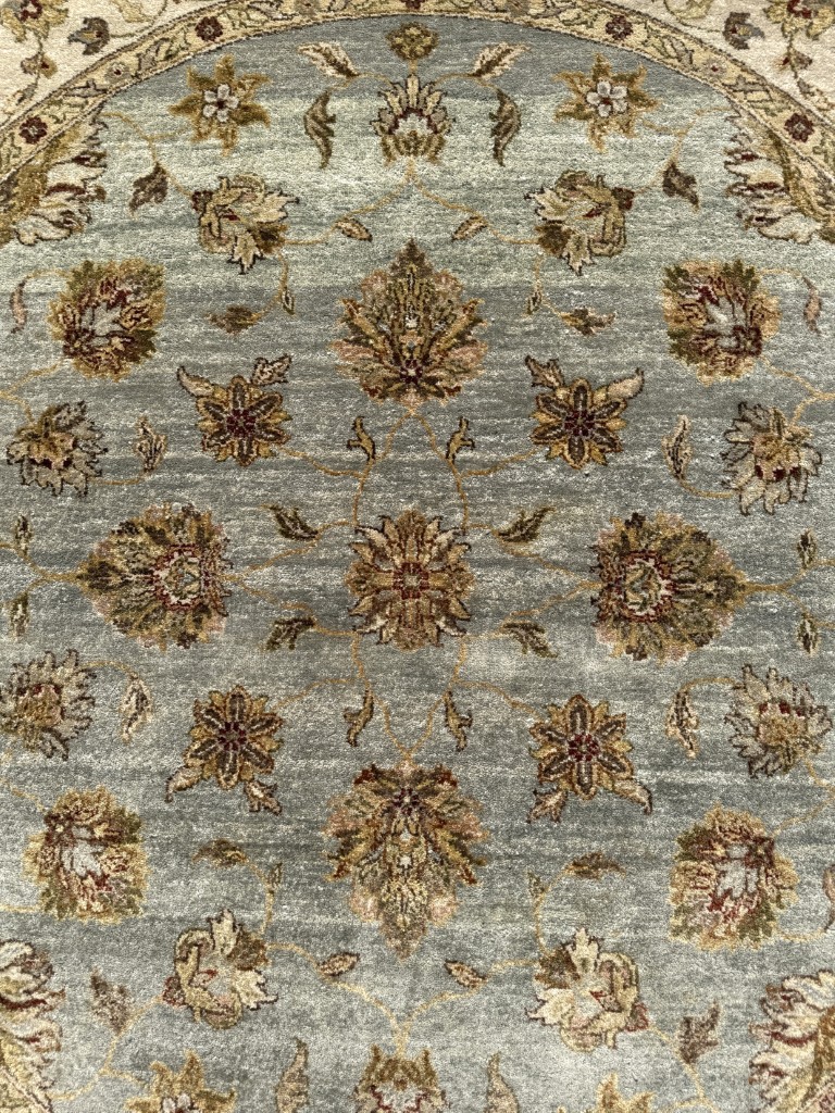 8ft Round Ziegler Sultanabad-Style Hand-Knotted Area Rug 8ft Round Ziegler Sultanabad-Style Hand-Knotted Area Rug
