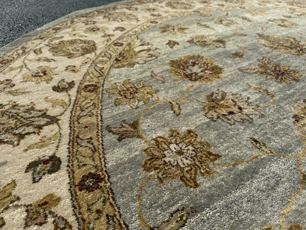 8ft Round Ziegler Sultanabad-Style Hand-Knotted Area Rug 8ft Round Ziegler Sultanabad-Style Hand-Knotted Area Rug