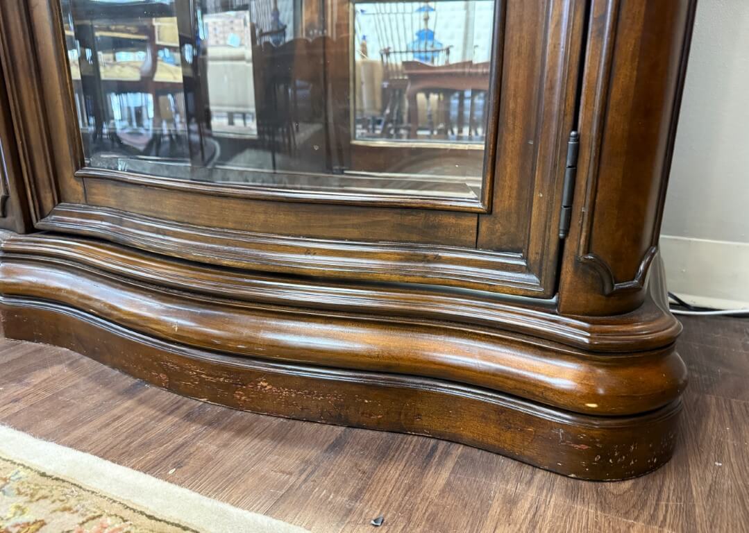 Bombe Front China Display Cabinet Bombe Front China Display Cabinet