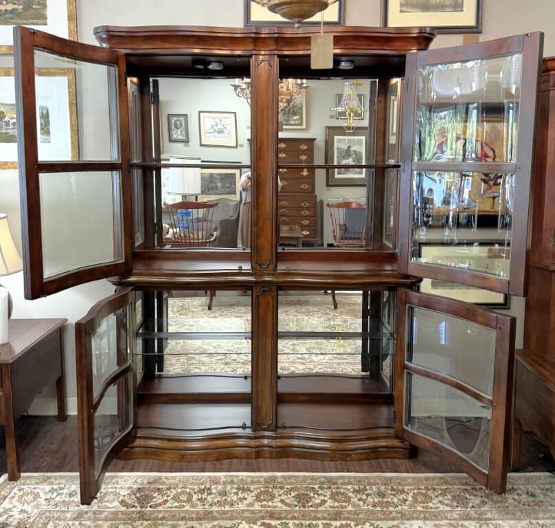 Bombe Front China Display Cabinet Bombe Front China Display Cabinet