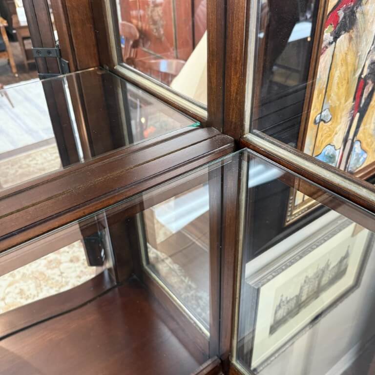 Bombe Front China Display Cabinet Bombe Front China Display Cabinet