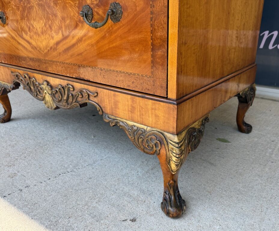 1930s Burled Walnut Chest of Drawers 1930s Burled Walnut Chest of Drawers