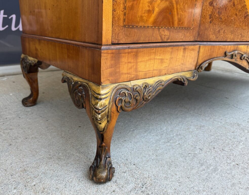 1930s Burled Walnut Dresser 1930s Burled Walnut Dresser