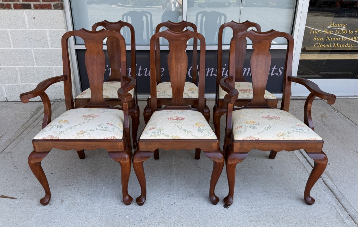 7 Piece Henkel Harris Solid Cherry Dining Set with 3 Leaves 7 Piece Henkel Harris Solid Cherry Dining Set with 3 Leaves