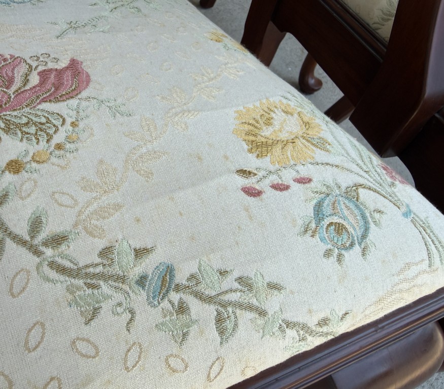 7 Piece Henkel Harris Solid Cherry Dining Set with 3 Leaves 7 Piece Henkel Harris Solid Cherry Dining Set with 3 Leaves