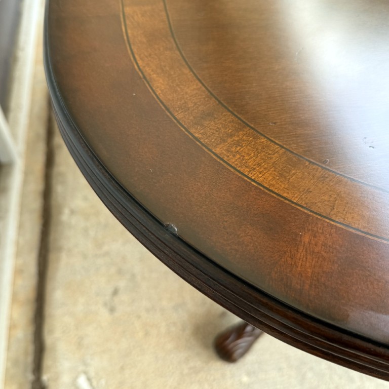 Drexel Heritage Banded Mahogany Double Pedestal Dining Table with Two Leaves Drexel Heritage Banded Mahogany Double Pedestal Dining Table with Two Leaves