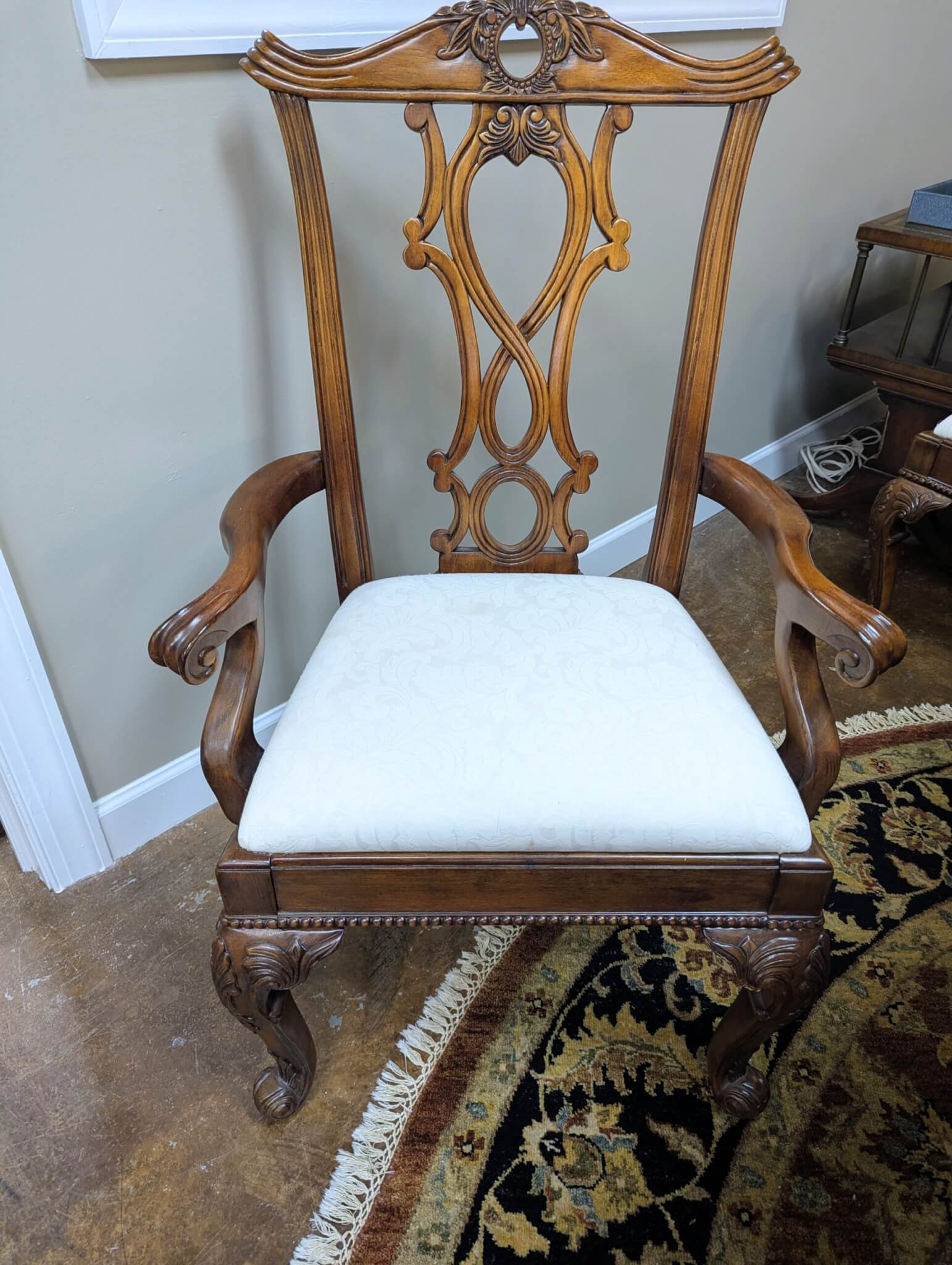 Broyhill Chippendale Style Dining Set Broyhill Chippendale Style Dining Set