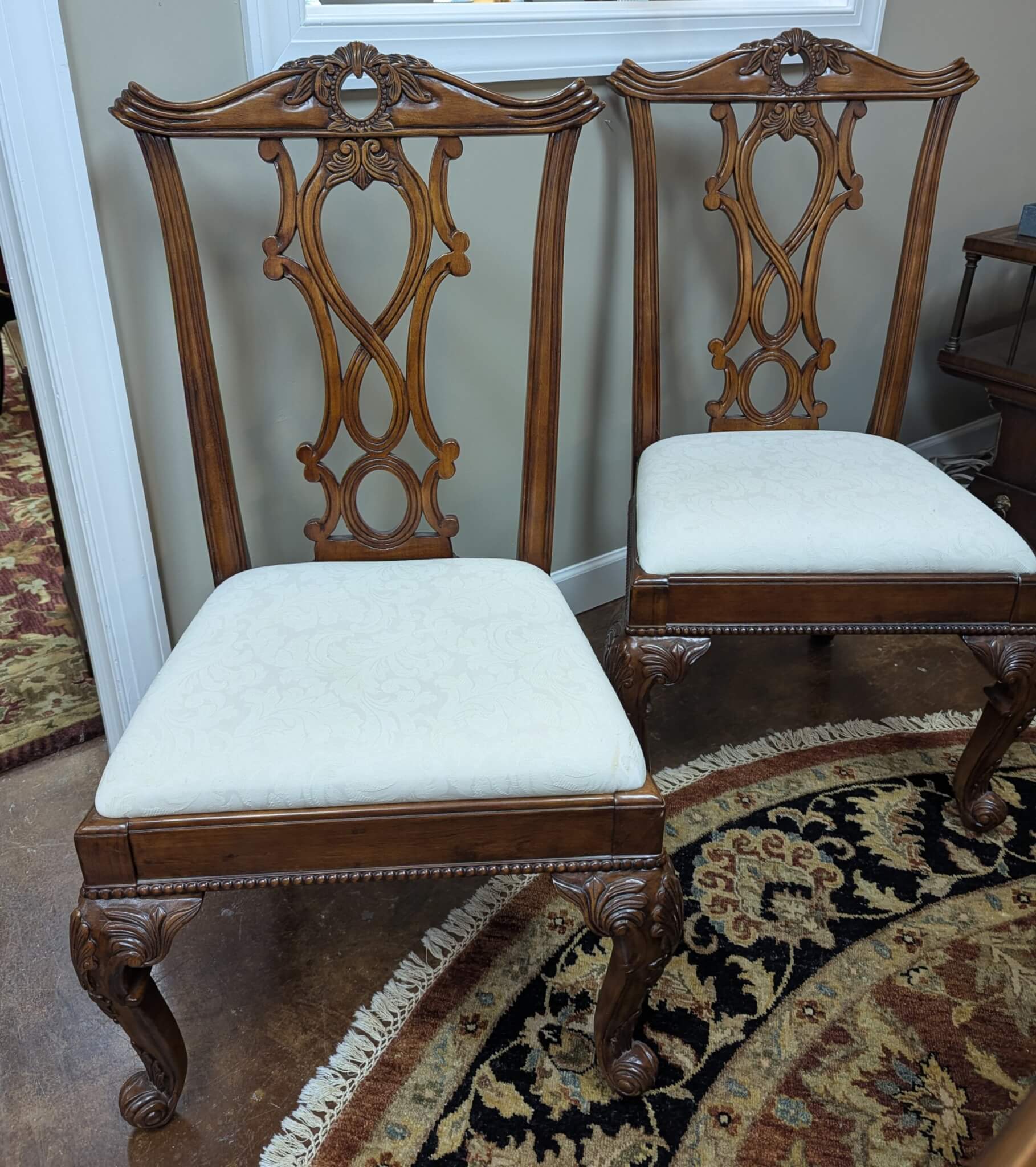 Broyhill Chippendale Style Dining Set Broyhill Chippendale Style Dining Set
