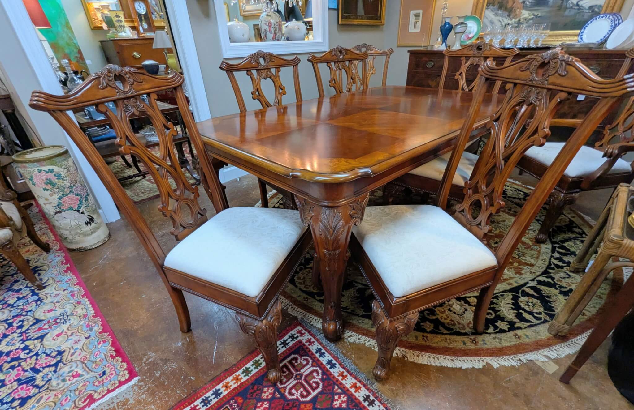 Broyhill Chippendale Style Dining Set Broyhill Chippendale Style Dining Set
