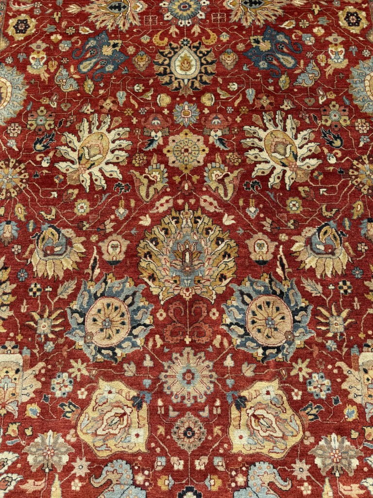 10x14 Ziegler Mahal–Style Hand-Knotted Area Rug - Professionally Cleaned 10x14 Ziegler Mahal–Style Hand-Knotted Area Rug - Professionally Cleaned