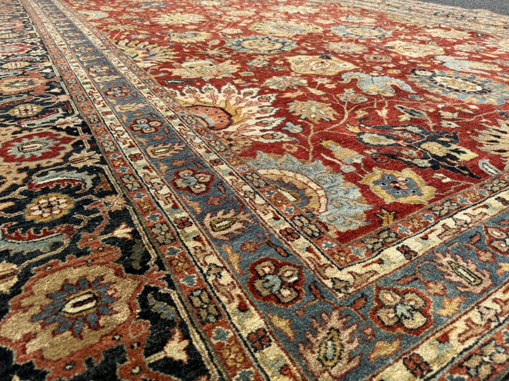 10x14 Ziegler Mahal–Style Hand-Knotted Area Rug - Professionally Cleaned 10x14 Ziegler Mahal–Style Hand-Knotted Area Rug - Professionally Cleaned