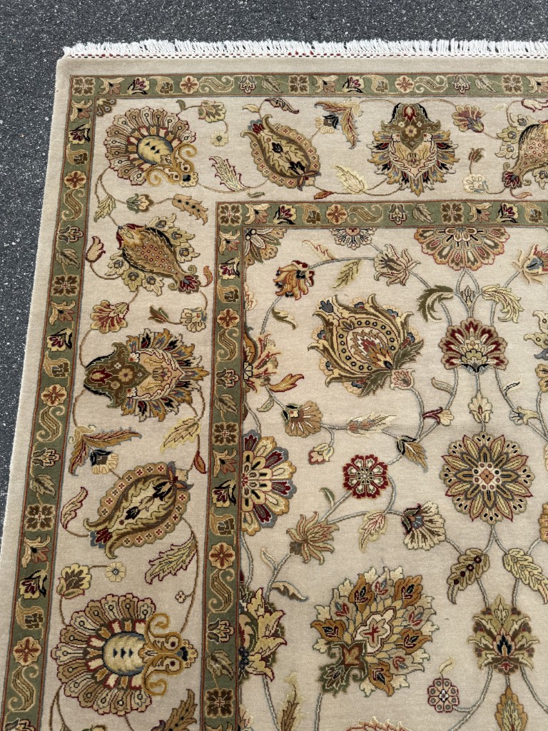 9x12 Persian Tabriz-Style Hand-Knotted Area Rug 9x12 Persian Tabriz-Style Hand-Knotted Area Rug