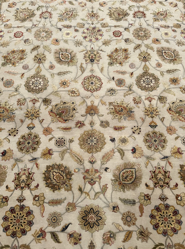 9x12 Persian Tabriz-Style Hand-Knotted Area Rug 9x12 Persian Tabriz-Style Hand-Knotted Area Rug