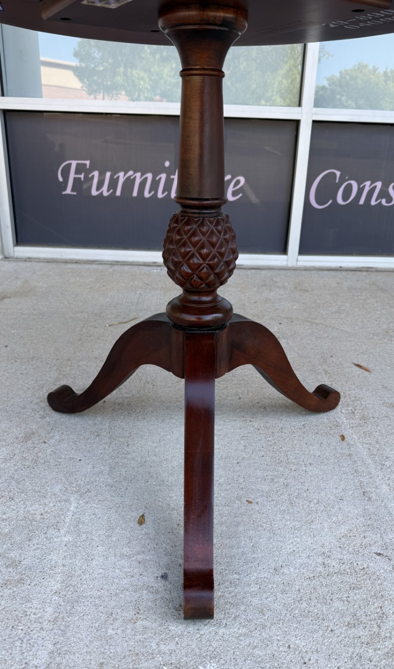 Ethan Allen British Classics Pineapple Pedestal Table Ethan Allen British Classics Pineapple Pedestal Table