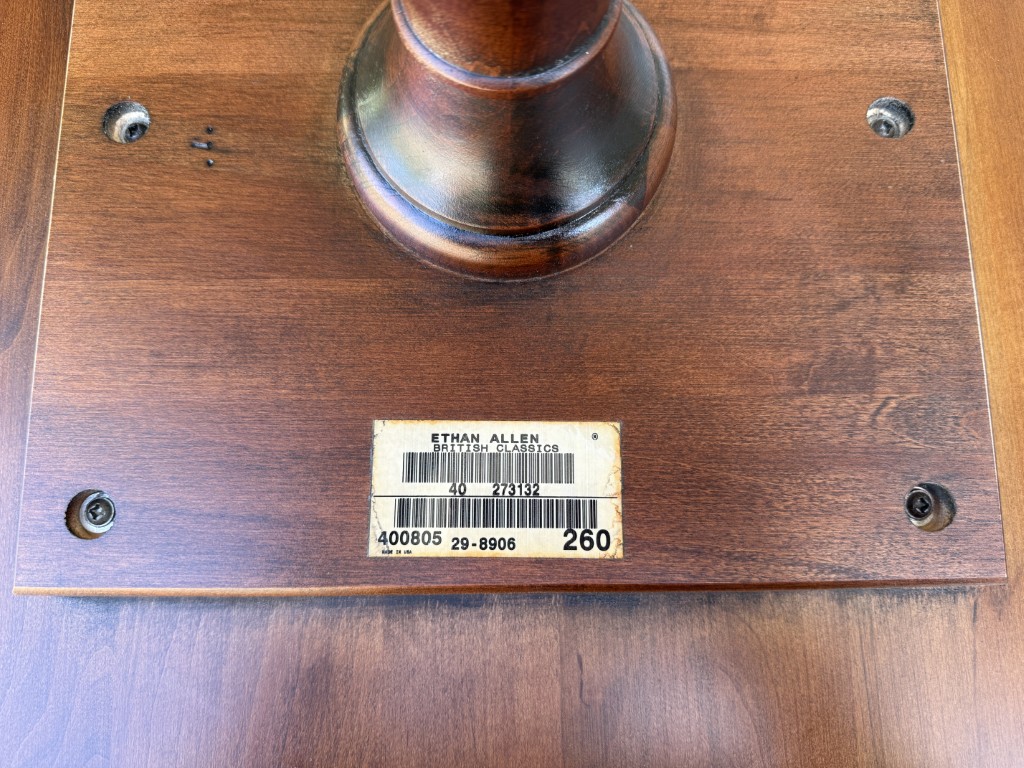 Ethan Allen British Classics Pineapple Pedestal Table Ethan Allen British Classics Pineapple Pedestal Table
