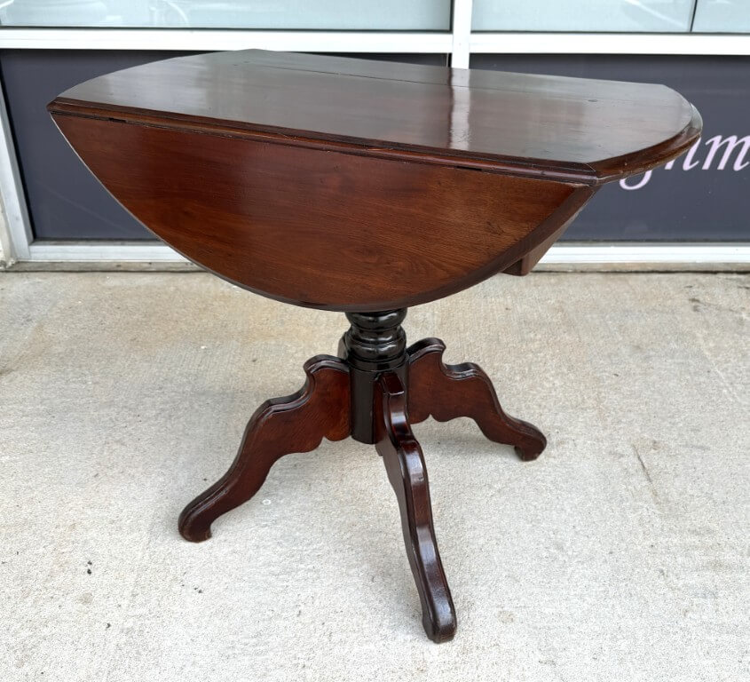 Antique Mahogany Drop Leaf Table with Pedestal Base Antique Mahogany Drop Leaf Table with Pedestal Base