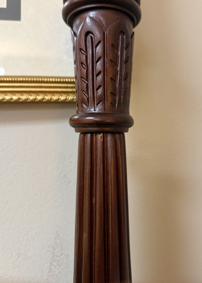 Lexington Queen Size Mahogany Rice Carved Poster Bed Frame Lexington Queen Size Mahogany Rice Carved Poster Bed Frame