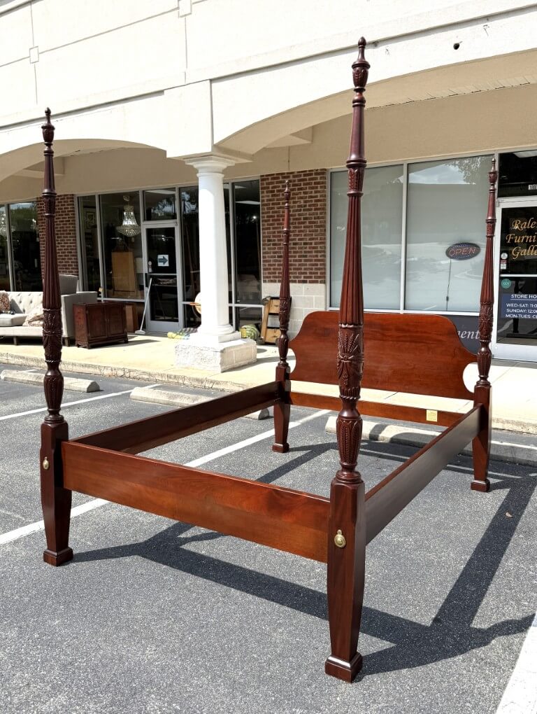 Lexington Queen Size Mahogany Rice Carved Poster Bed Frame Lexington Queen Size Mahogany Rice Carved Poster Bed Frame