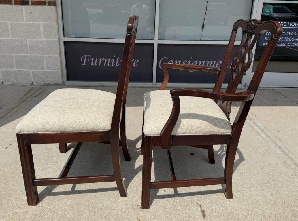 Set of 6 Mahogany Chippendale-Style Dining Chairs Set of 6 Mahogany Chippendale-Style Dining Chairs