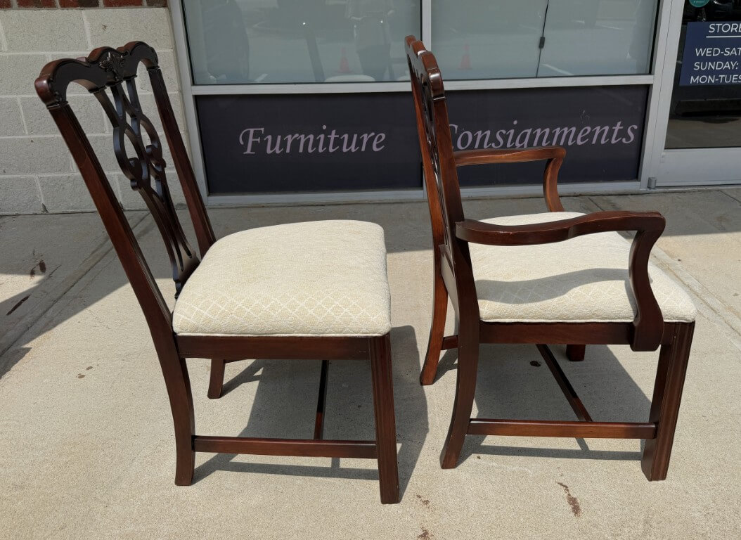 Set of 6 Mahogany Chippendale-Style Dining Chairs Set of 6 Mahogany Chippendale-Style Dining Chairs