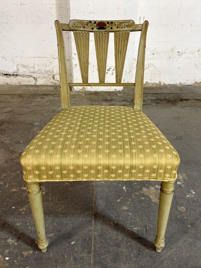 Set of 4 Neoclassical-Style Hand-Painted Arrow-Back Dining Chairs Set of 4 Neoclassical-Style Hand-Painted Arrow-Back Dining Chairs