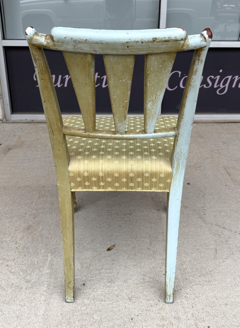 Set of 4 Neoclassical-Style Hand-Painted Arrow-Back Dining Chairs Set of 4 Neoclassical-Style Hand-Painted Arrow-Back Dining Chairs