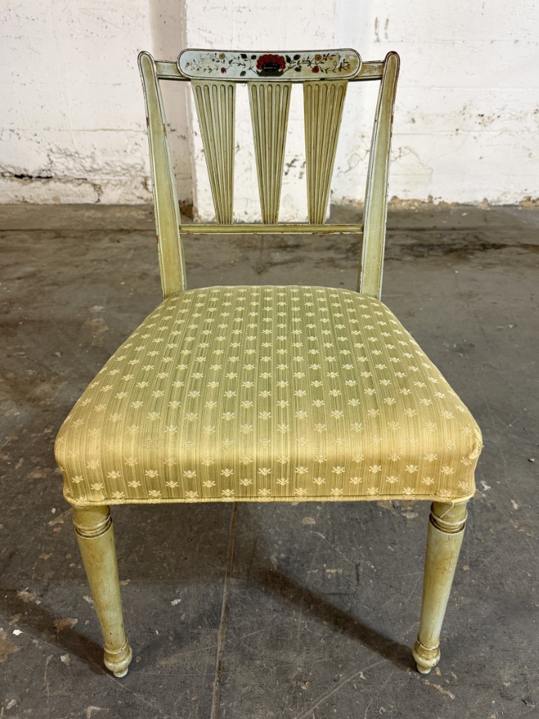 Set of 4 Neoclassical-Style Hand-Painted Arrow-Back Dining Chairs Set of 4 Neoclassical-Style Hand-Painted Arrow-Back Dining Chairs