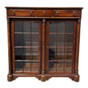 Pennsylvania House Courtland Manor Two-Door Bookcase