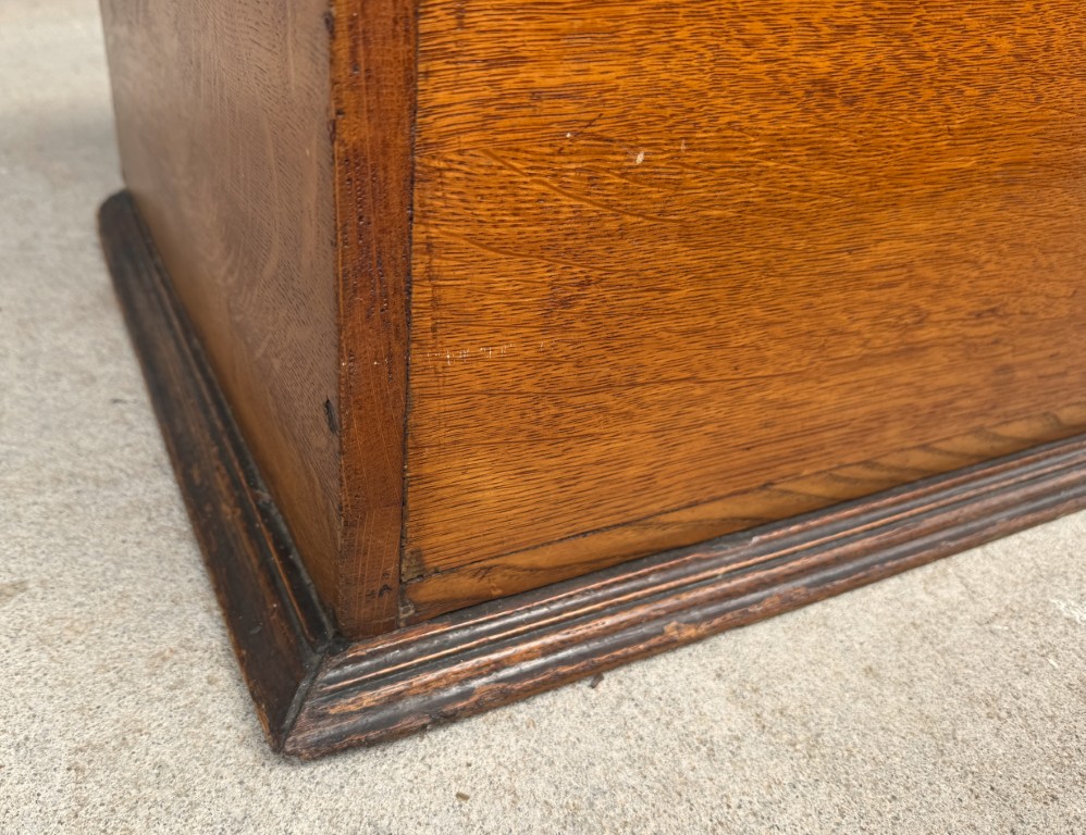 19th Century Solid Oak Blanket Chest 19th Century Solid Oak Blanket Chest