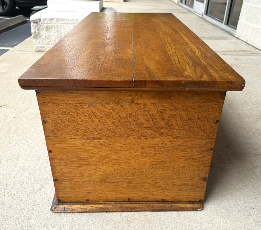 19th Century Solid Oak Blanket Chest 19th Century Solid Oak Blanket Chest