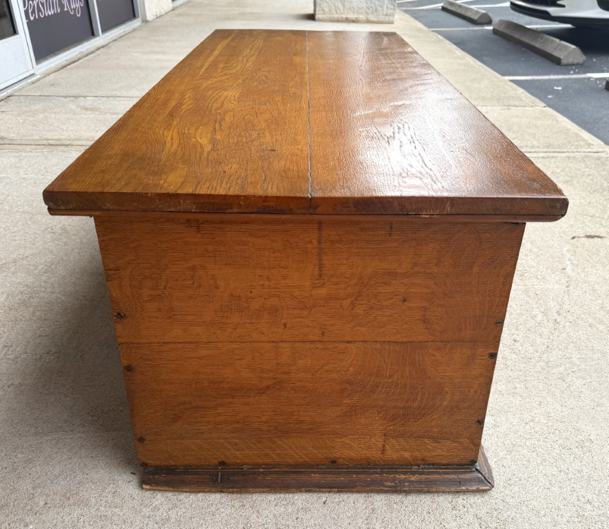19th Century Solid Oak Blanket Chest 19th Century Solid Oak Blanket Chest