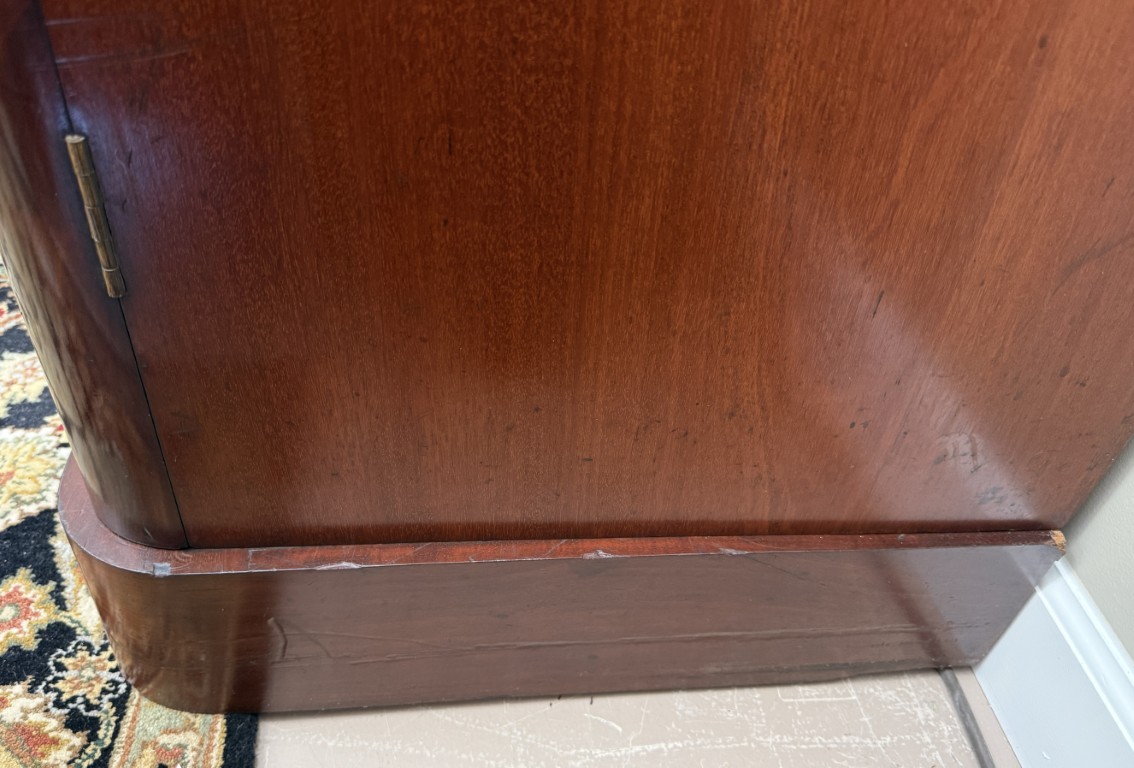 19th Century Flamed Mahogany Triple Wardrobe with Center Mirror & Fitted Interior 19th Century Flamed Mahogany Triple Wardrobe with Center Mirror & Fitted Interior