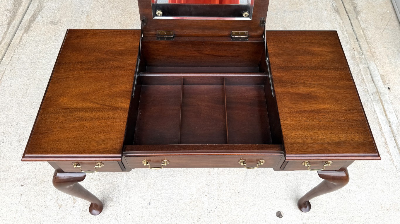 Henkel Harris Solid Mahogany Vanity Model No. 2704 Henkel Harris Solid Mahogany Vanity Model No. 2704