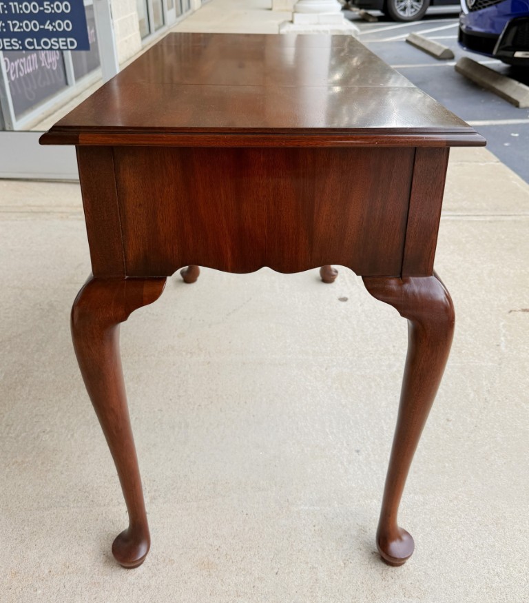 Henkel Harris Solid Mahogany Vanity Model No. 2704 Henkel Harris Solid Mahogany Vanity Model No. 2704