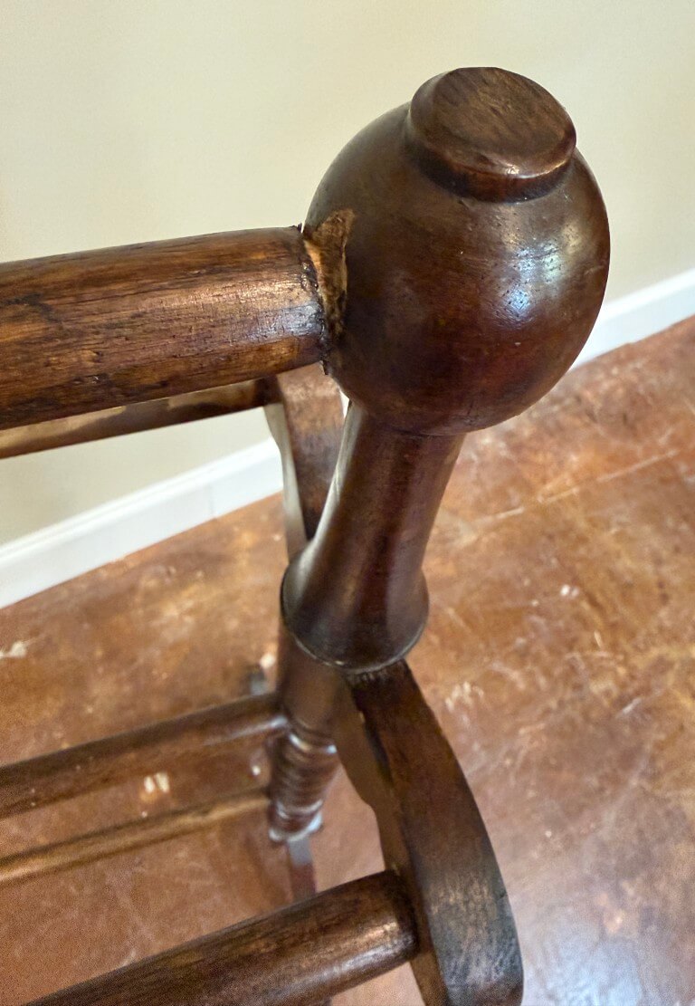 Antique Mahogany Barley Twist Quilt Rack / Towel Rack Antique Mahogany Barley Twist Quilt Rack / Towel Rack