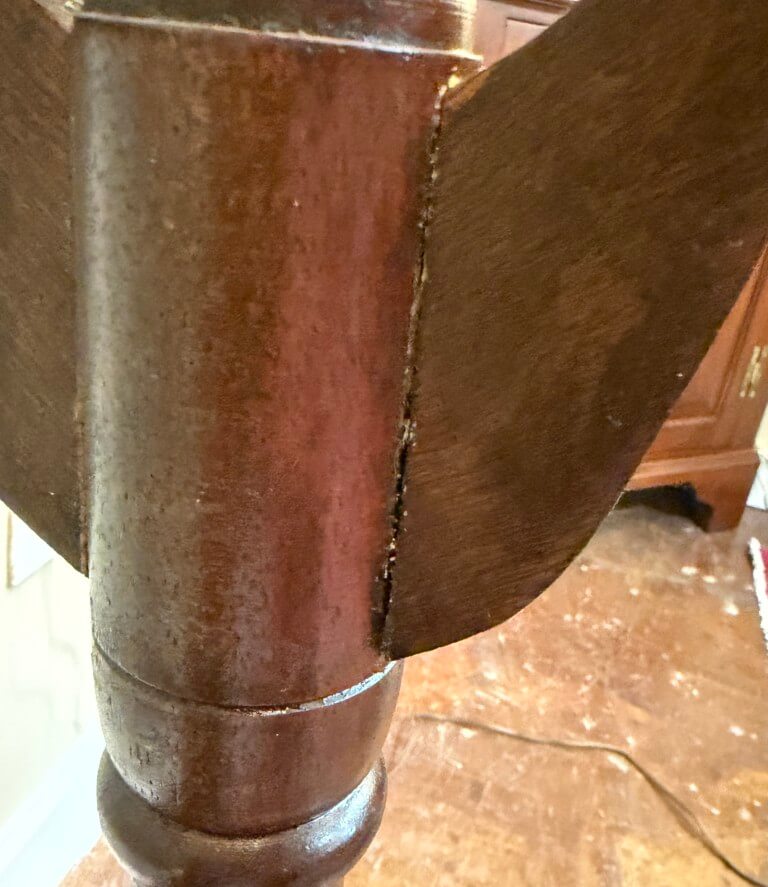 Antique Mahogany Barley Twist Quilt Rack / Towel Rack Antique Mahogany Barley Twist Quilt Rack / Towel Rack