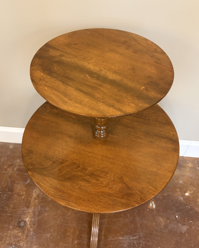 Walnut Two Tier Round Side Table/Dumbwaiter/Plant Stand Walnut Two Tier Round Side Table/Dumbwaiter/Plant Stand