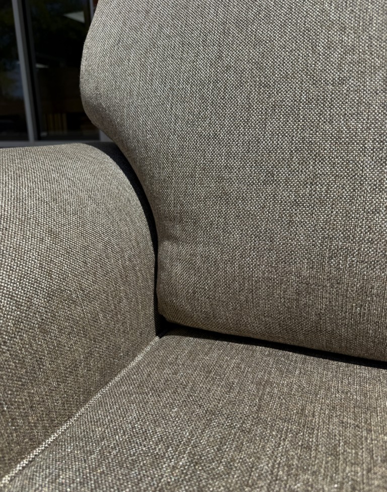 New Hickory-Fry Light Brown Upholstered Sofa New Hickory-Fry Light Brown Upholstered Sofa